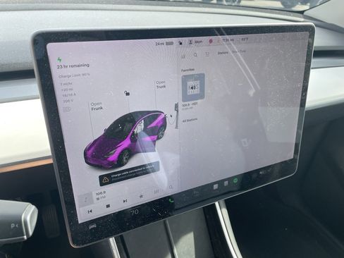 Used 2021 Tesla Model Y Long Range image 6