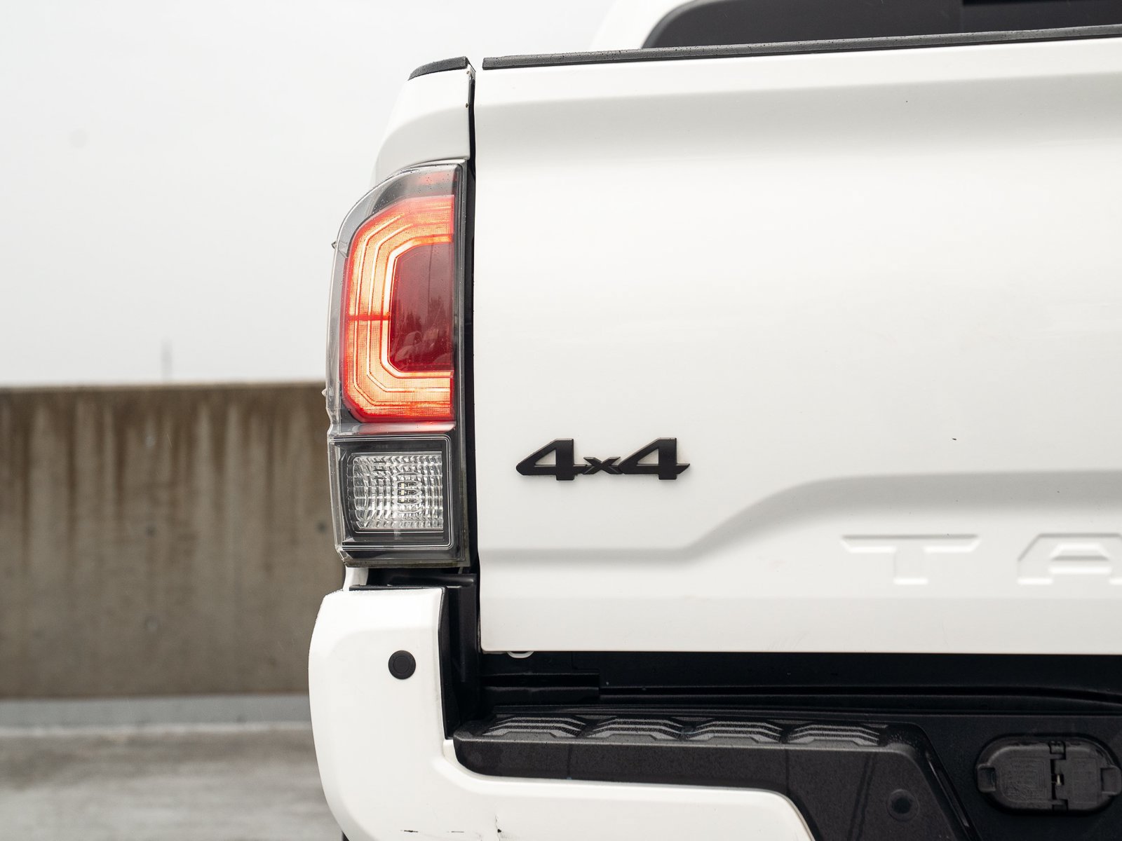 Used 2019 Toyota Tacoma TRD Pro w/ Desert Air Intake Package AWD/4WD image 13