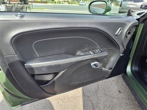 Used 2022 Dodge Challenger R/T w/ Plus Package image 10