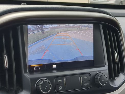 Used 2022 Chevrolet Colorado Z71 w/ Safety Package image 24