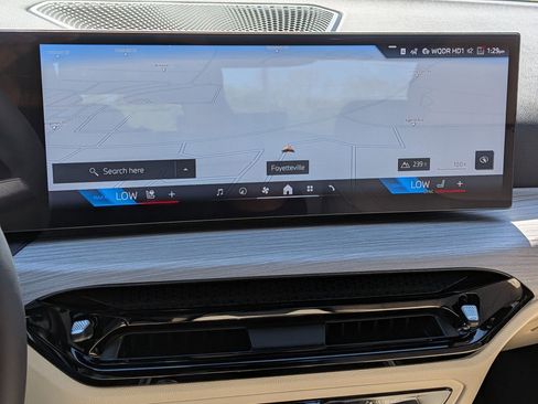 New 2026 BMW 330i Sedan w/ Convenience Package image 22