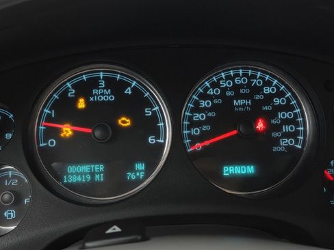 Used 2014 Chevrolet Tahoe LTZ AWD/4WD image 22