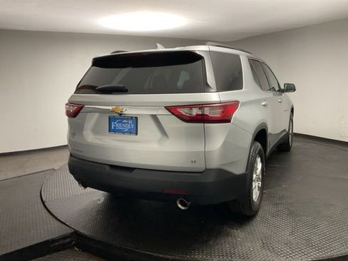 Certified 2021 Chevrolet Traverse LT image 8