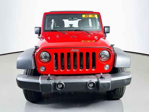 Used 2016 Jeep Wrangler Unlimited Sport w/ Connectivity Group AWD/4WD image 2