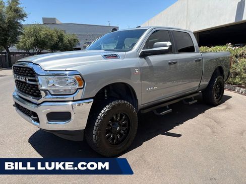 Used 2022 RAM 2500 Big Horn w/ Cold Weather Group AWD/4WD image 1