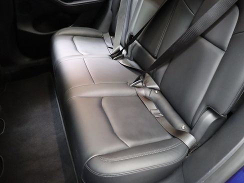 Used 2023 Tesla Model Y Long Range image 36