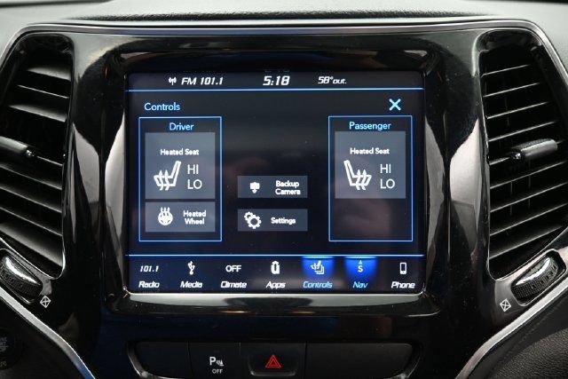 Used 2019 Jeep Cherokee Limited AWD/4WD image 17