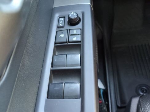 Used 2024 Toyota Tundra Limited image 23