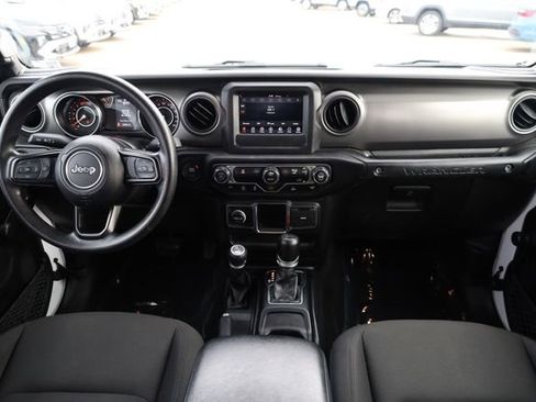 Used 2023 Jeep Wrangler Sport image 13