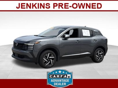 Certified 2025 Nissan Kicks SV