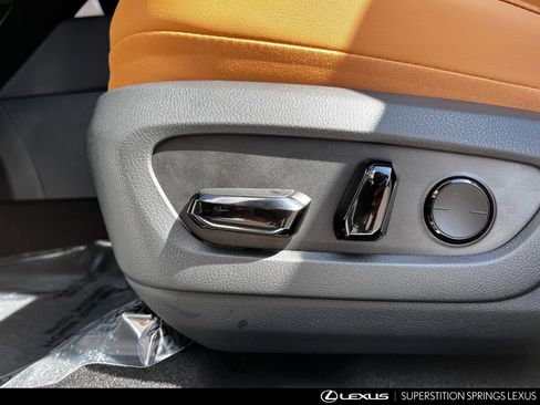 New 2026 Lexus RX 450h AWD image 28