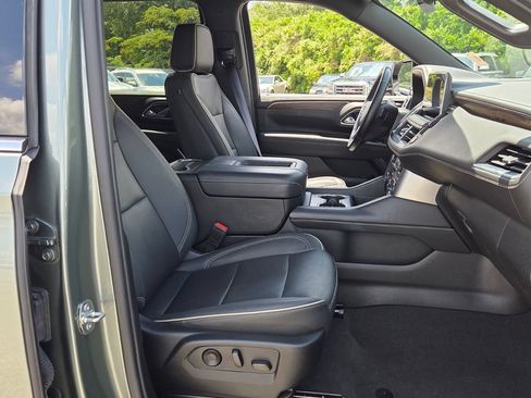 Used 2023 Chevrolet Tahoe Premier RWD image 14