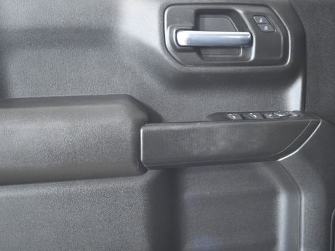 Used 2022 Chevrolet Silverado 1500 Custom Trail Boss w/ Safety Confidence Package image 20