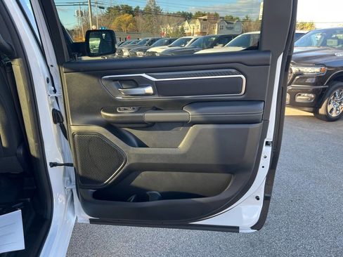 New 2026 RAM 1500 4x4 Crew Cab image 12