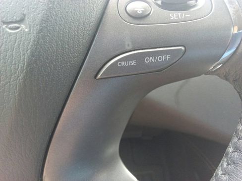 Used 2021 Nissan Murano SV FWD image 26