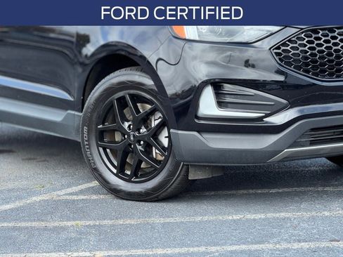 Certified 2023 Ford Edge SEL image 3