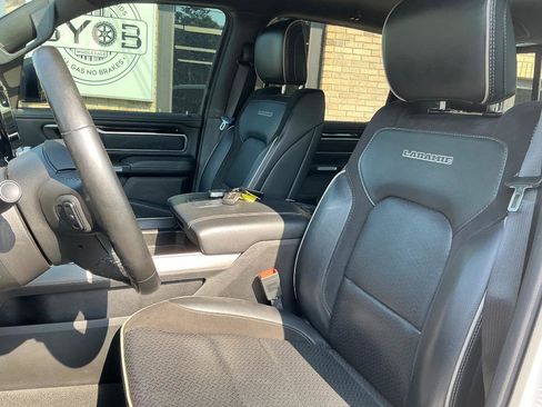 Used 2022 RAM 1500 Laramie w/ Sport Appearance Package AWD/4WD image 16