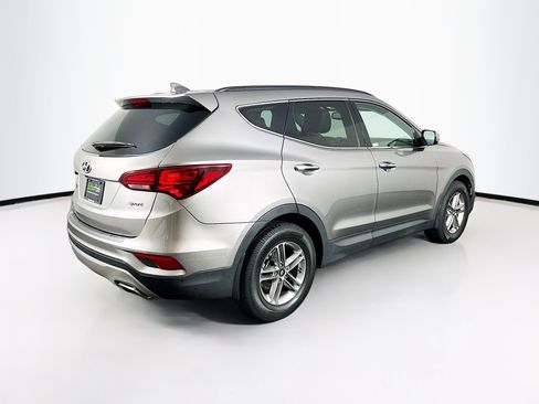 Used 2017 Hyundai Santa Fe Sport image 9