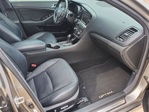 Used 2013 Kia Optima SX w/ Limited Pkg FWD image 5