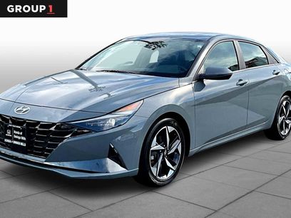 Used 2023 Hyundai Elantra Limited