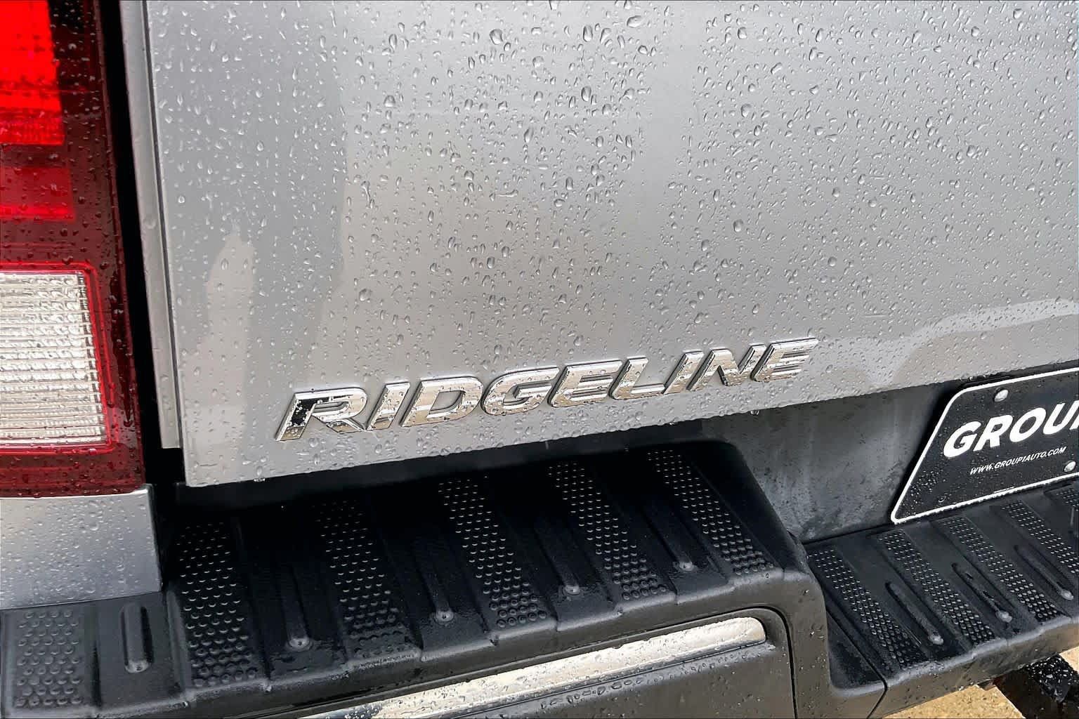 Used 2017 Honda Ridgeline RT image 9