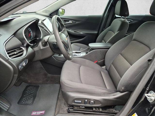 Used 2025 Chevrolet Malibu LT FWD image 15