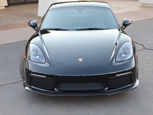 Used 2017 Porsche 718 Cayman S RWD image 8
