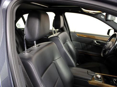 Used 2012 Mercedes-Benz E 350 4MATIC Sedan image 28