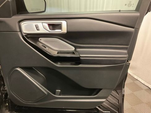 Used 2021 Ford Explorer ST w/ ST Street Pack AWD/4WD image 31