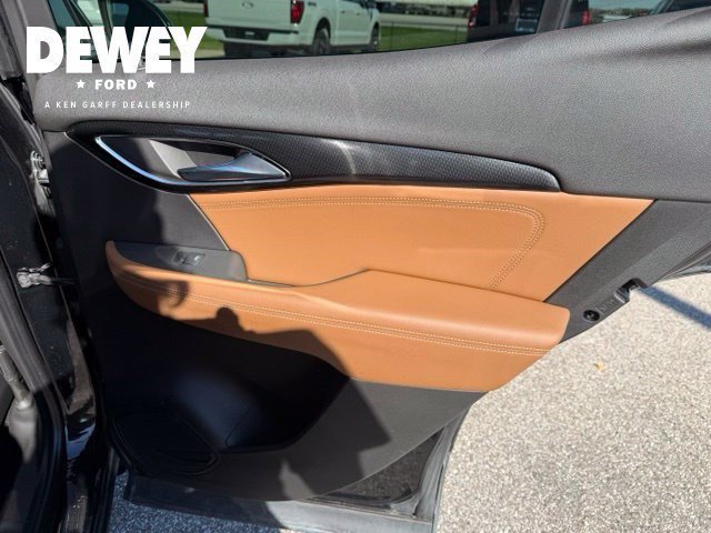 Used 2021 Buick Envision Essence AWD/4WD image 33