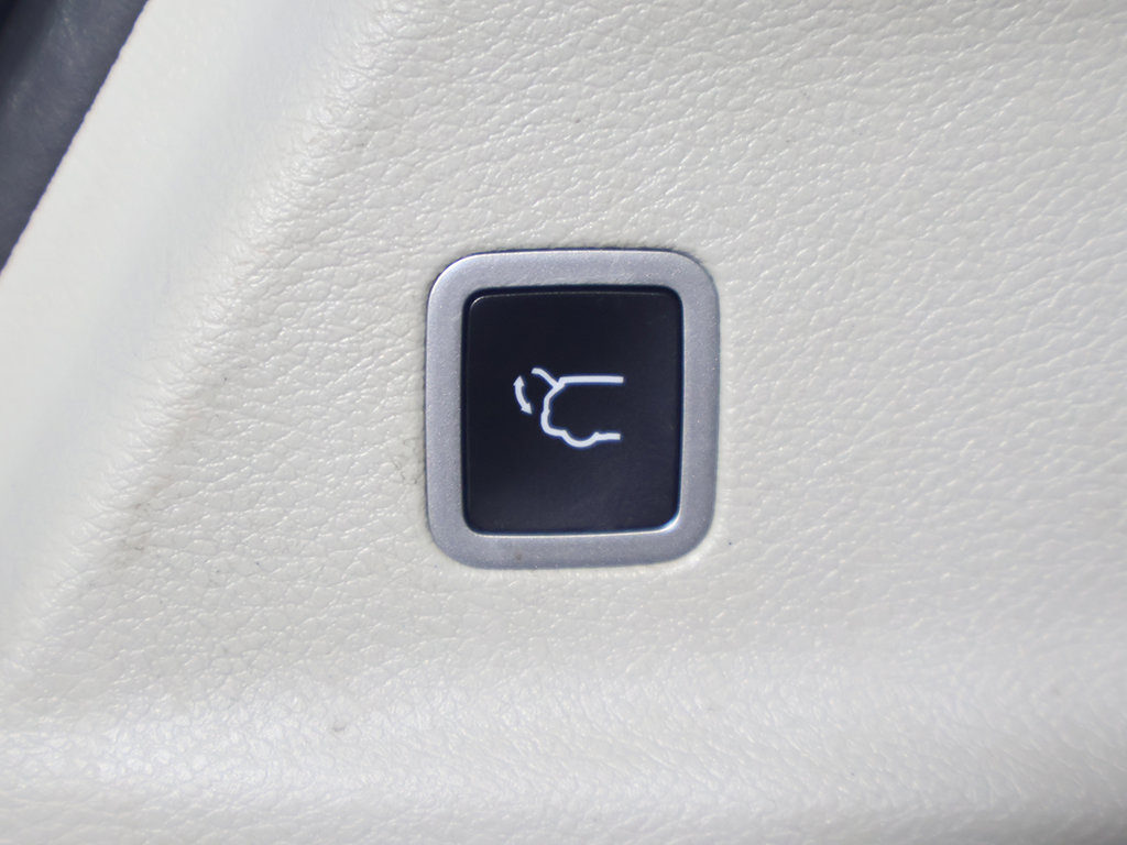 Used 2023 Chrysler Pacifica Touring-L FWD image 54