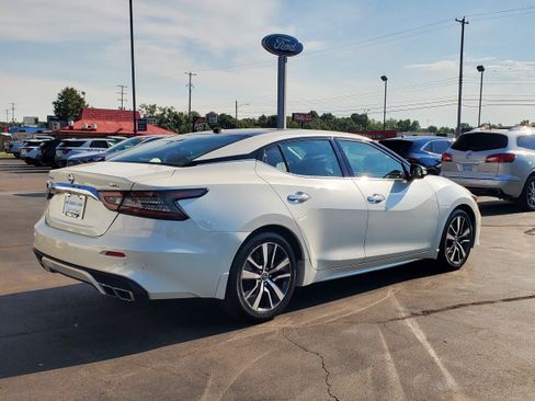 Used 2019 Nissan Maxima 3.5 SL w/ Floor Mat Group FWD image 4