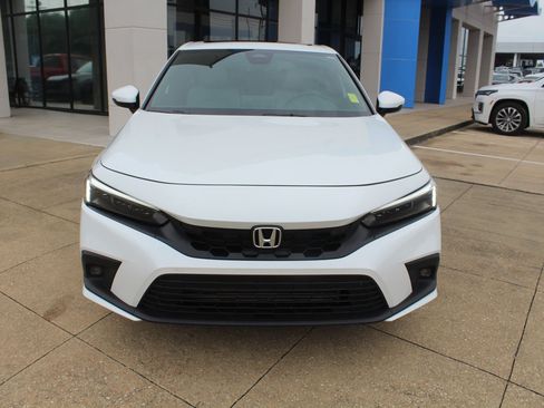 Used 2023 Honda Civic Sport Touring image 2