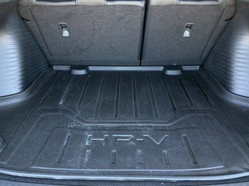 Used 2024 Honda HR-V EX-L image 17