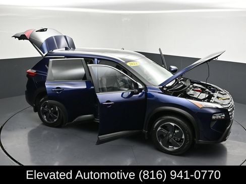 Used 2024 Nissan Rogue SV w/ SV Premium Package AWD/4WD image 30