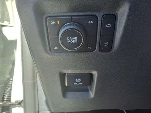 New 2025 Ford Expedition Platinum w/ Platinum Ultimate Package image 19