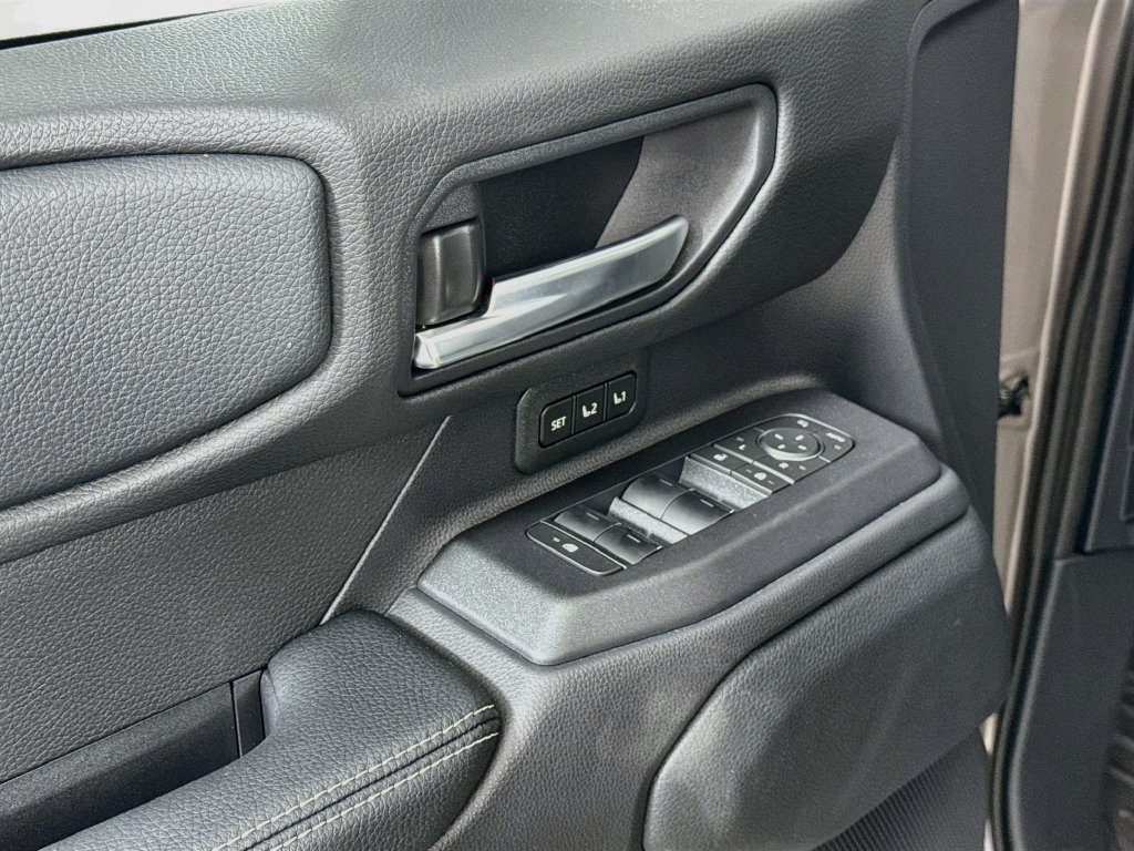 Used 2027 Toyota Land Cruiser w/ Premium Package AWD/4WD image 18