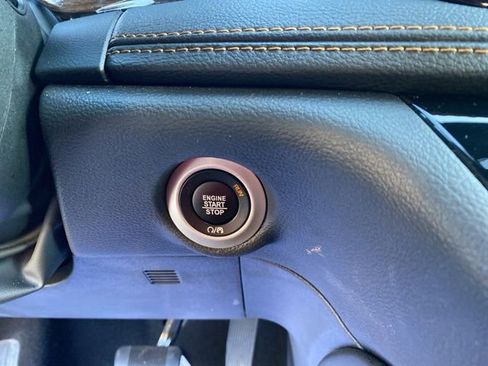 Used 2023 Chrysler Pacifica Pinnacle image 36