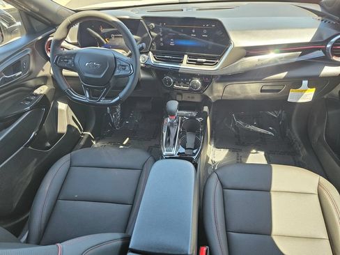 New 2026 Chevrolet Trax RS w/ Sunroof Package FWD image 14
