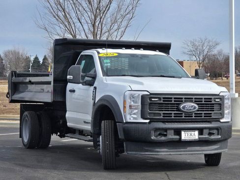 New 2026 Ford F550 4x4 Regular Cab Super Duty image 3