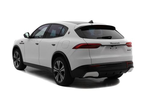 Used 2025 Maserati Grecale Folgore AWD/4WD image 5