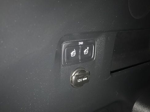 Used 2024 Kia Telluride S w/ S Sunroof Package image 34