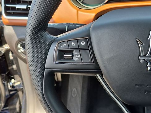 Used 2022 Maserati Ghibli GT RWD image 19