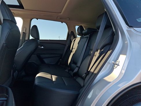 Certified 2023 Nissan Rogue SV w/ SV Premium B Package AWD/4WD image 11