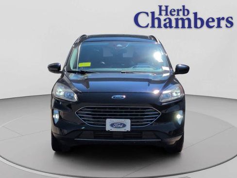 Certified 2021 Ford Escape Titanium w/ Titanium Elite Package AWD/4WD image 2