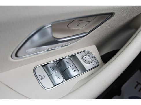 Used 2020 Mercedes-Benz GLE 350 4MATIC image 19