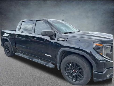 Used 2024 GMC Sierra 1500 Elevation w/ LPO, Elevation Black Package AWD/4WD image 10