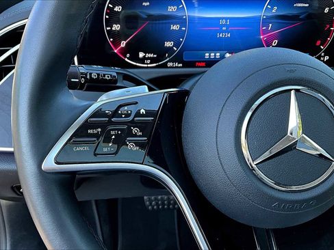 Used 2025 Mercedes-Benz E 450 4MATIC All-Terrain Wagon image 44