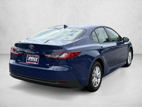 Certified 2025 Toyota Camry LE FWD image 5