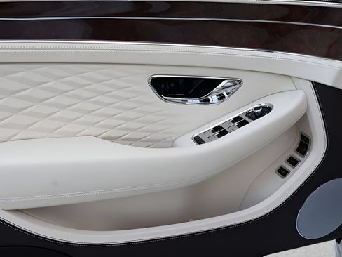 New 2026 Bentley Continental GTC AWD/4WD image 14
